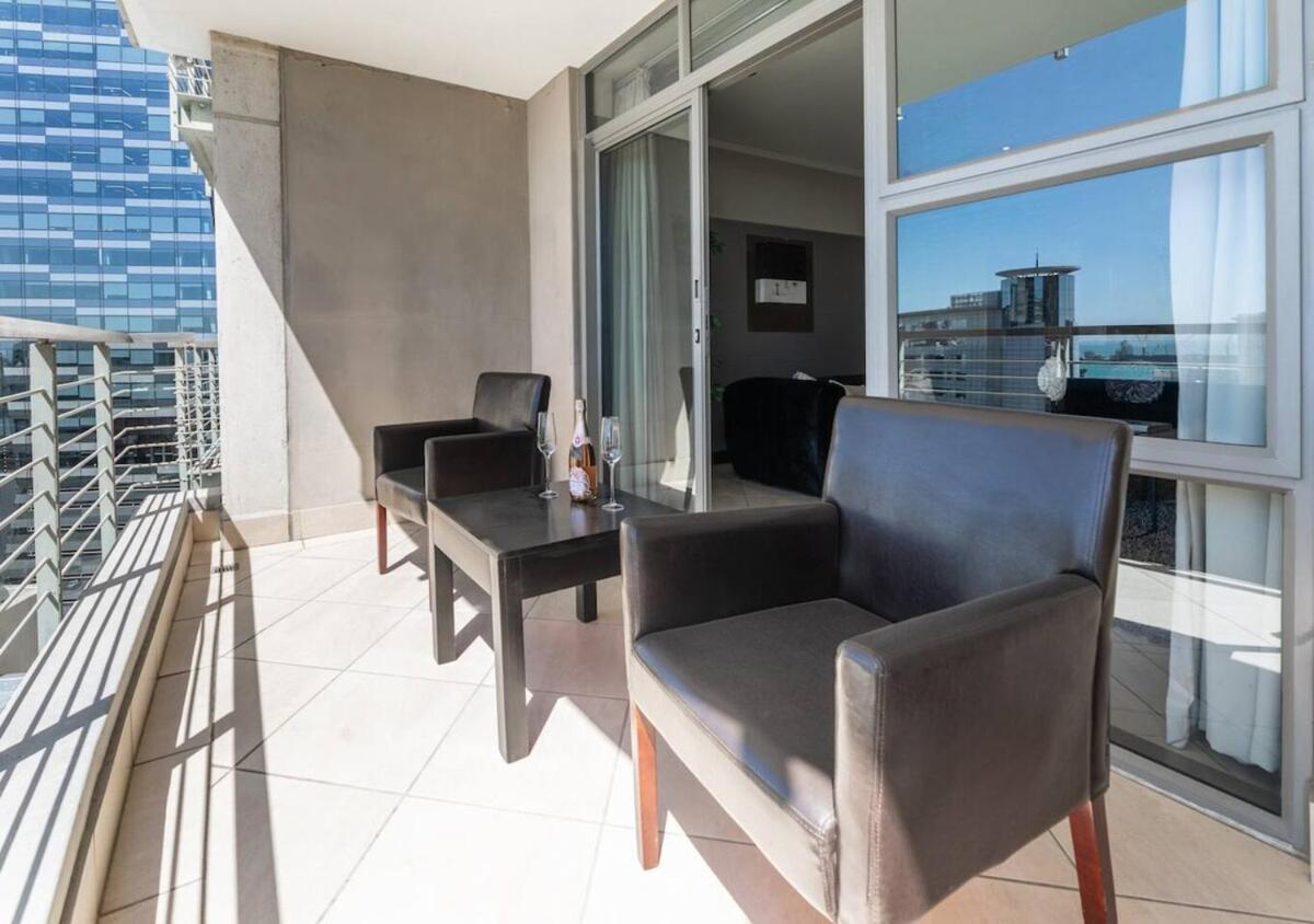 Luxury Living At The Icon *