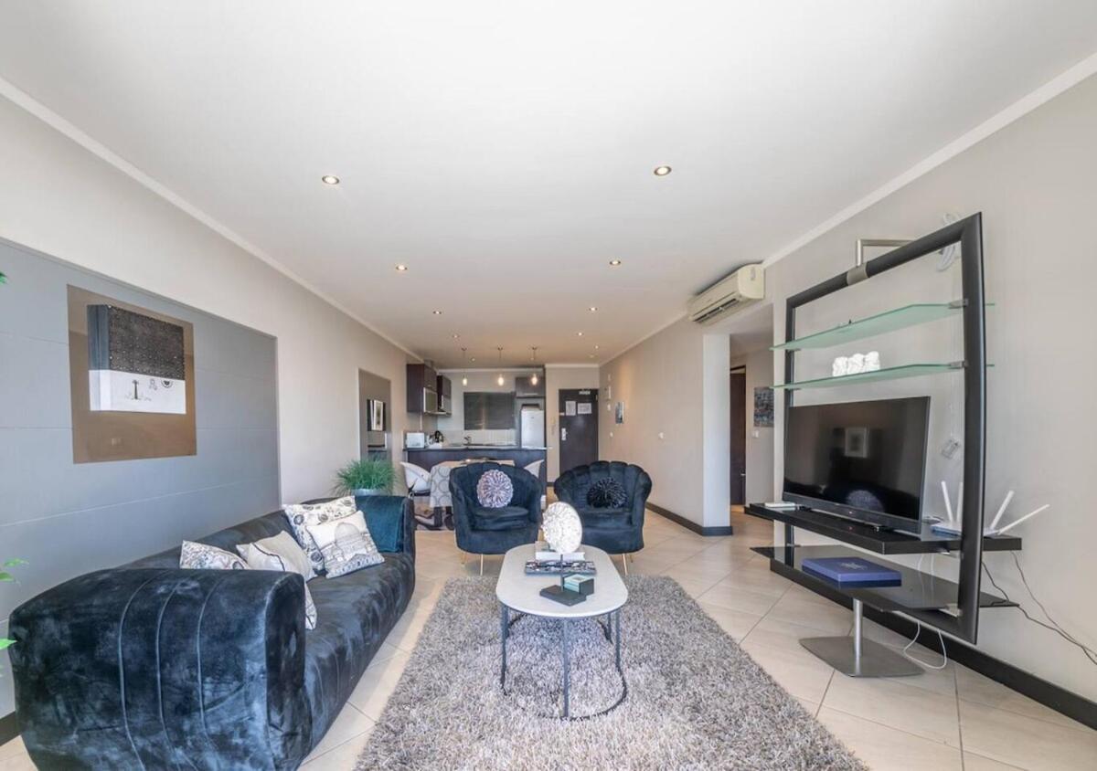 Luxury Living At The Icon Cape Town